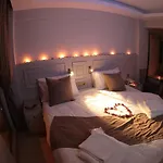 Hotel X-nellyı Provincia di Istanbul