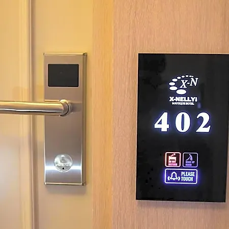 X-nellyi Hotel