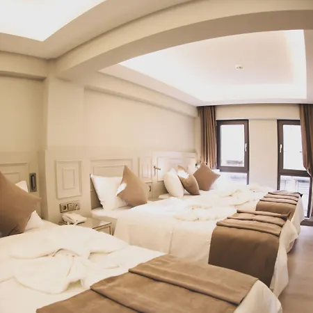 X-nellyi Hotel 2*