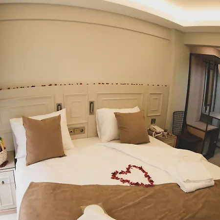 X-nellyi Hotel 2*