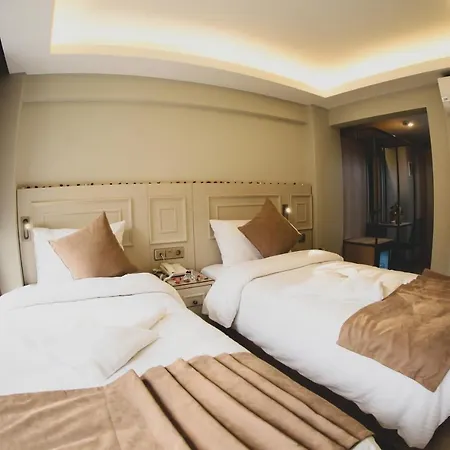 Hotel X-nellyi