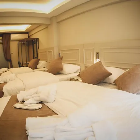 X-nellyi Hotel 2*