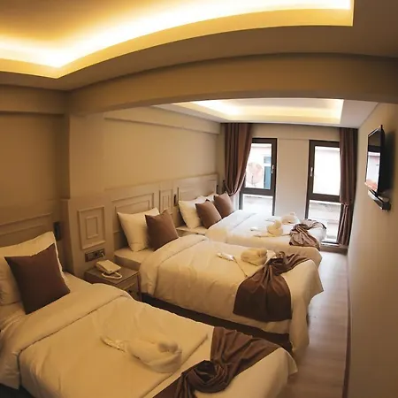X-nellyi Hotel 2*