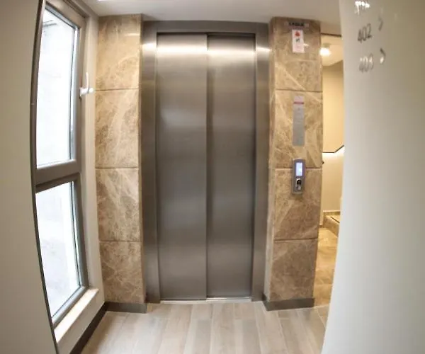 X-nellyi 2* Isztambul