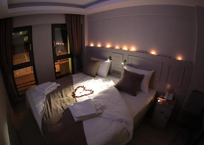 Szálloda X-nellyi 2*