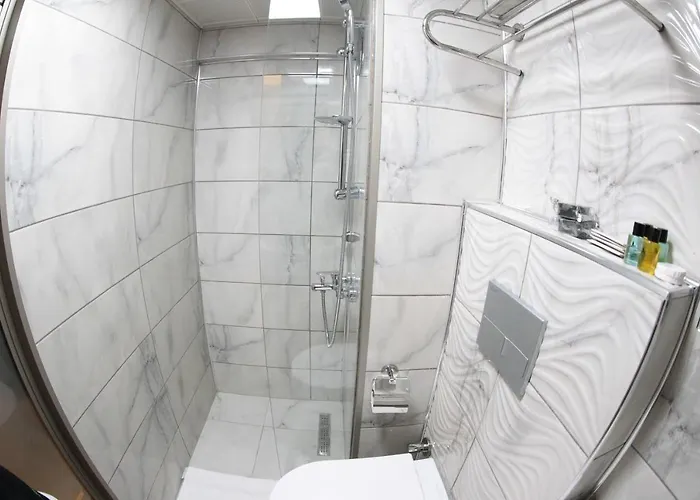 X-nellyi Szálloda Isztambul